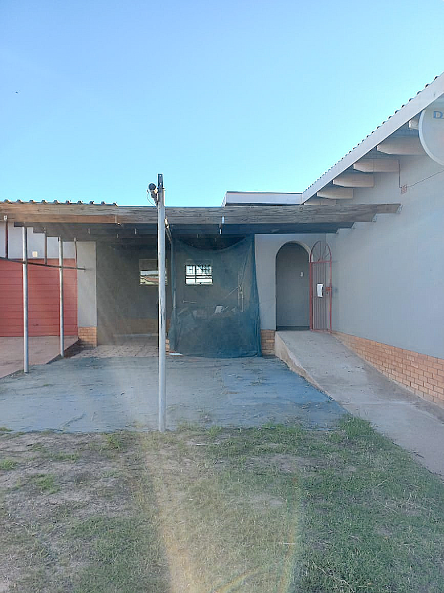 4 Bedroom Property for Sale in Vredenburg Western Cape